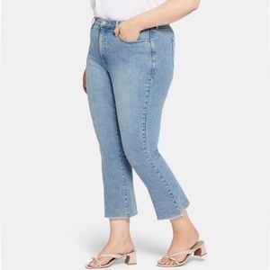 22W NYDJ High Waist Fray Hem Crop Slim Bootcut Jeans
